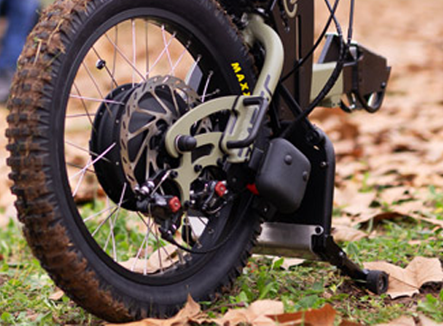 handbike_electrico_para_silla_de_ruedas_batec_scrambler_motor